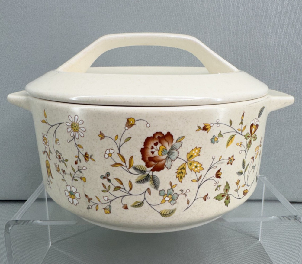 Vintage Lenox Temper-Ware Merriment 1.25 Qt Casserole Dish w Lid Vegetable